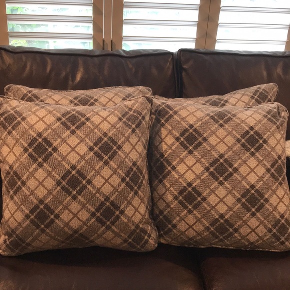 CR Laine Other - NWOT custom pillow by CR Laine